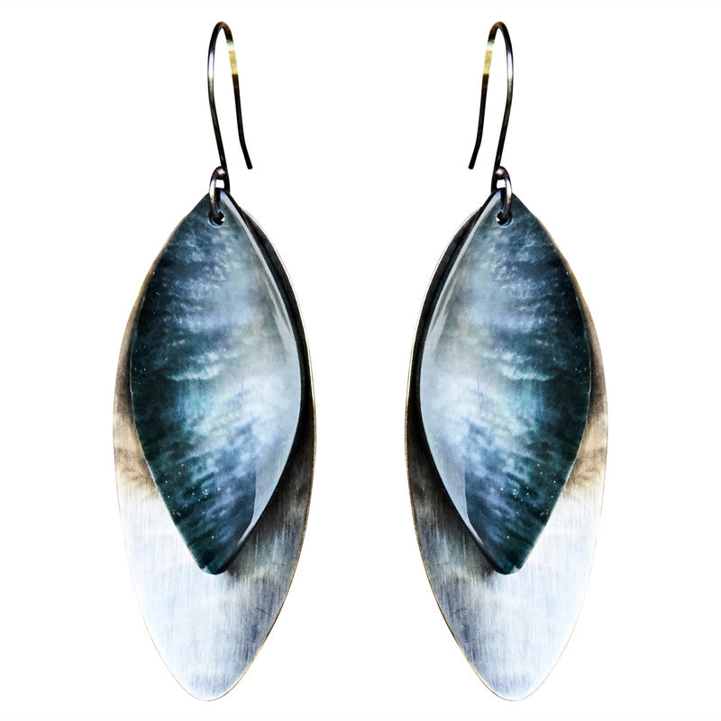 Dona Earring, Silver, Mother of Pearl - Dark